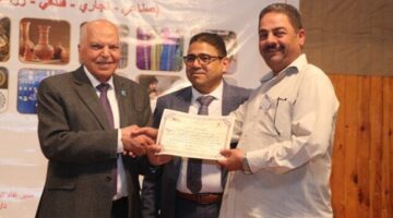 نقيب المعلمين يشارك فى فعاليات اليوم الثانى لمعرض «اصنع وابدع» بالقاهرة