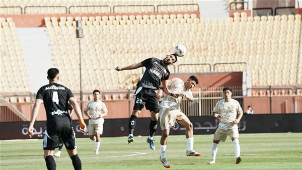 بثنائية في دقيقتين .. فاركو يتفوق على الأهلي بالشوط الأول من لقاء كأس العاصمة بثنائية في دقيقتين .. فاركو يتفوق على الأهلي بالشوط الأول من لقاء كأس العاصمة