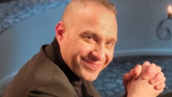 حسام حبيب يطل على جمهوره في لايف خاص عبر تيك توك.. الليلة حسام حبيب يطل على جمهوره في لايف خاص عبر تيك توك.. الليلة