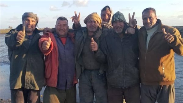 جهاز حماية وتنمية البحيرات يواصل أعمال الصيد في مزرعة برسيق السمكية جهاز حماية وتنمية البحيرات يواصل أعمال الصيد في مزرعة برسيق السمكية