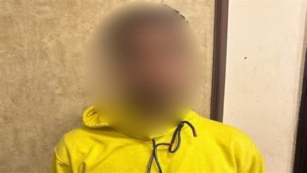 ضبط قائد دراجة نارية بالقاهرة لقيامه بالتحرش بسيدة تحمل جنسية إحدى الدول ضبط قائد دراجة نارية بالقاهرة لقيامه بالتحرش بسيدة تحمل جنسية إحدى الدول