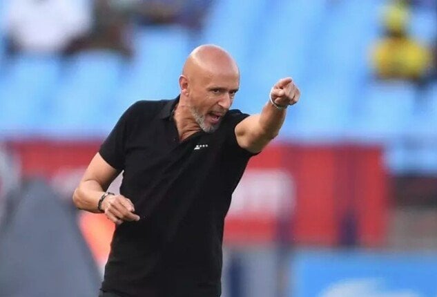 مدرب صن داونز يرصد طريق التأهل لنهائي دوري أبطال إفريقيا قبل مواجهة الأهلي مدرب صن داونز يرصد طريق التأهل لنهائي دوري أبطال إفريقيا قبل مواجهة الأهلي