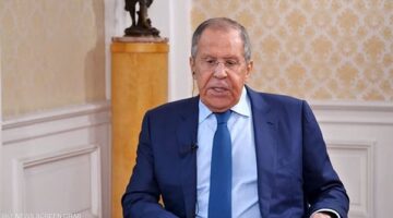 وزير الخارجية الروسي يجري اتصالا هاتفيًا مع نظيره الأمريكي