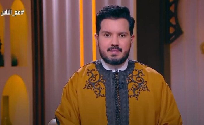 «الطلحي» يروي قصة أعرابي استغفر عند قبر الرسول فبشره بمغفرة الله