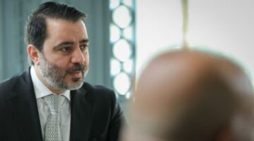 “واشنطن بوست”: أمريكا قدمت لوزير الخارجية السوري قائمة بـ 8 خطوات لـ”بناء الثقة”