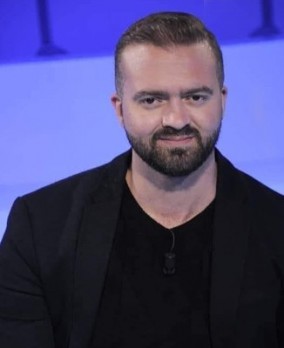 العثور على طبيب تونسي شهير ميتا داخل منزله العثور على طبيب تونسي شهير ميتا داخل منزله