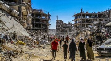 منتقدا تجاهل الفلسطينيين.. كاتب إسرائيلي: عرائض “وقف حرب غزة جبانة”