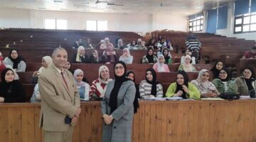 جامعة قناة السويس تنظم برنامجا تدريبيا حول البصمة الكربونية بالمؤسسات التعليمية