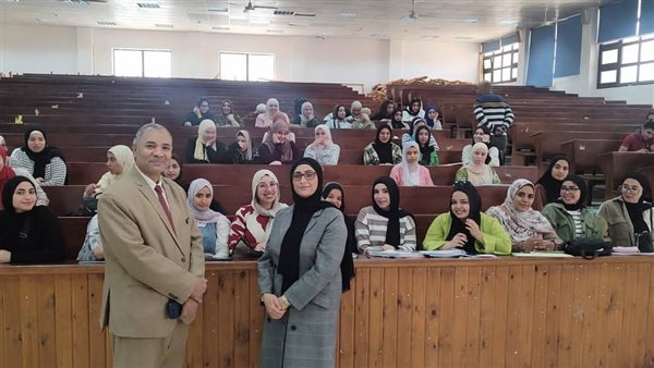 جامعة قناة السويس تنظم برنامجا تدريبيا حول البصمة الكربونية بالمؤسسات التعليمية جامعة قناة السويس تنظم برنامجا تدريبيا حول البصمة الكربونية بالمؤسسات التعليمية