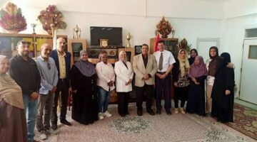 جامعة قناة السويس تطلق مبادرة لتكريم الأمهات المثاليات داخل الكليات والإدارات
