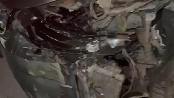 حادث انقلاب سيارة ملاكي أعلى كوبري 15 مايو