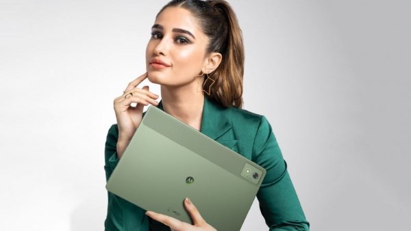 موتورولا تطلق تابلت Moto Pad 60 Pro بتصميم أنيق ومواصفات متوسطة موتورولا تطلق تابلت Moto Pad 60 Pro بتصميم أنيق ومواصفات متوسطة
