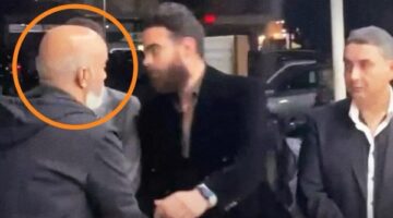 قبل وفاته بساعات.. آخر ظهور لـ سليمان عيد بعزاء المنتج صلاح حسن
