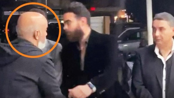 قبل وفاته بساعات.. آخر ظهور لـ سليمان عيد بعزاء المنتج صلاح حسن