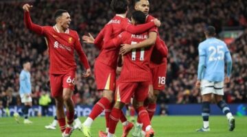 للتتويج بالدوري الإنجليزي.. ليفربول يواجه ليستر سيتي وينتظر هدية من آرسنال