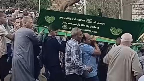 حكم كتابة بعض الآيات والأذكار على الكفن.. دار الإفتاء تجيب حكم كتابة بعض الآيات والأذكار على الكفن.. دار الإفتاء تجيب