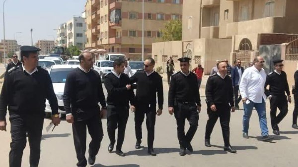 وزير الإسكان: إزالة تعديات ومخالفات بناء في العلمين ودمياط الجديدتين وزير الإسكان: إزالة تعديات ومخالفات بناء في العلمين ودمياط الجديدتين