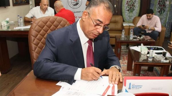 عمرو مصيلحي يهنئ أعضاء اتحاد السلة بحصولهم على عضويات الاتحاد العربي