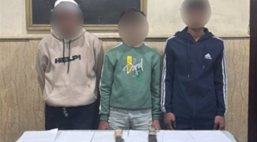 ضبط 3 طلاب ظهروا بأسلحة بيضاء خلال مشاركتهم في حفل عرس بالإسكندرية