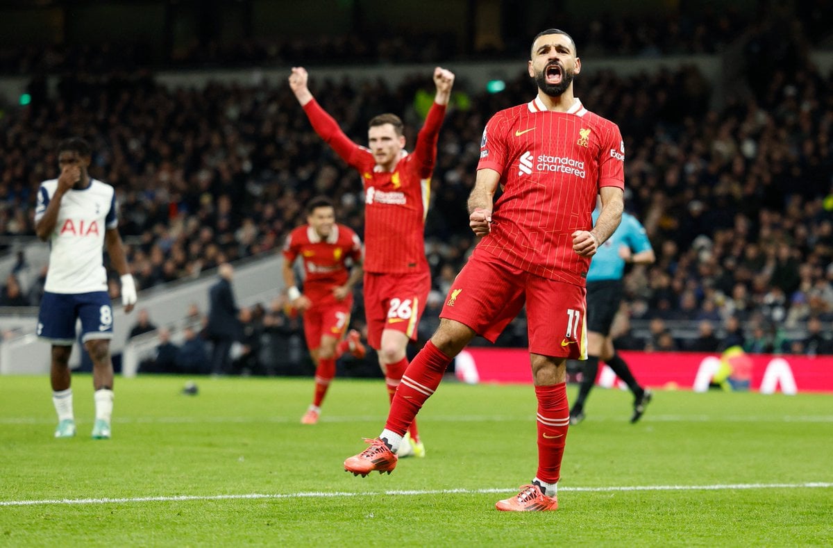 ليفربول على أعتاب التتويج بلقبه الـ20 في الدوري الإنجليزي بمواجهة ليستر ليفربول على أعتاب التتويج بلقبه الـ20 في الدوري الإنجليزي بمواجهة ليستر