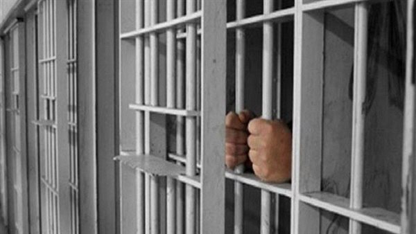 مفيش احتجاجات ولا وفيات.. مصدر أمني ينفي شائعات تعرض نزلاء مراكز الإصلاح للاعتداء مفيش احتجاجات ولا وفيات.. مصدر أمني ينفي شائعات تعرض نزلاء مراكز الإصلاح للاعتداء