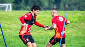 محمد هاني يكشف تفاصيل اتفاقية لاعبي الاهلي لمواجهة بطل جنوب إفريقيا