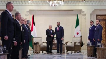 الشرع يستقبل عباس في زيارته الأولى لسوريا منذ 16 عاماً
