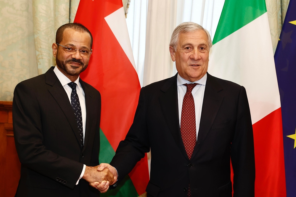 وزيرُ الخارجيّة يلتقي بنائب رئيس الوزراء ووزير الخارجية والتعاون الدولي الإيطالي وزيرُ الخارجيّة يلتقي بنائب رئيس الوزراء ووزير الخارجية والتعاون الدولي الإيطالي