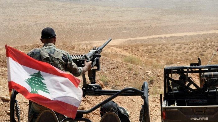 الجيش اللبناني يضبط تشكيلاً لتهريب الأسلحة من سوريا بالبقاع الجيش اللبناني يضبط تشكيلاً لتهريب الأسلحة من سوريا بالبقاع