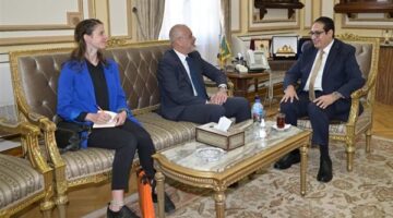 رئيس جامعة القاهرة: نسعى إلى تعزيز الشراكة مع اليونان المجالات الأكاديمية والبحثية
