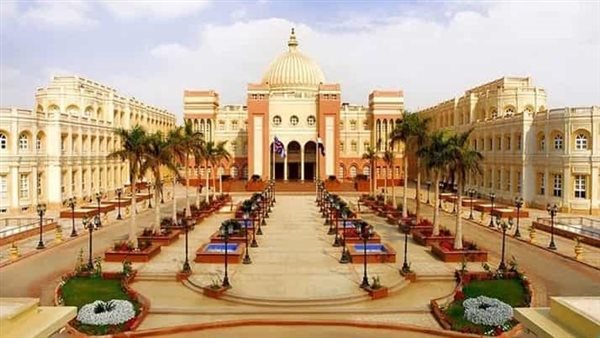 الجامعة البريطانية بمصر تنظم نموذج محاكاة لمؤتمر دولي أكاديمي بمجال العلوم السياسية الجامعة البريطانية بمصر تنظم نموذج محاكاة لمؤتمر دولي أكاديمي بمجال العلوم السياسية