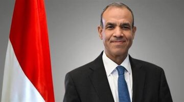 وزير الخارجية يؤكد خلال لقائه مع "الجالية" بتونس الأولوية التي يوليها لرعاية المصريين بالخارج