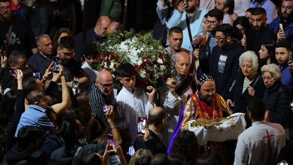 انطلاق سجدة الصليب في كاتدرائية أم الزنار بحمص انطلاق سجدة الصليب في كاتدرائية أم الزنار بحمص