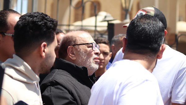 عشرة عمر .. صلاح عبدالله يكشف موقفا مؤثرا مع سليمان عيد عشرة عمر .. صلاح عبدالله يكشف موقفا مؤثرا مع سليمان عيد