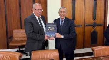 رئيس الأكاديمية العربية يبحث مع مسؤولين مغاربة تطوير الموانئ وسلاسل الإمداد وتبادل الخبرات