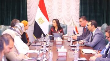 وزيرة التضامن تبحث تنسيق الجهود لتطوير مؤسسات الرعاية الاجتماعية مع مؤسسة حياة كريمة وويل سبرنج