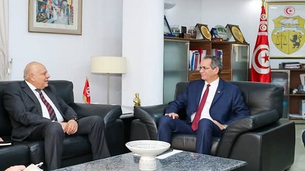 نقلة أكاديمية بين اتحاد الجامعات العربية ووزارة التعليم التونسية نقلة أكاديمية بين اتحاد الجامعات العربية ووزارة التعليم التونسية