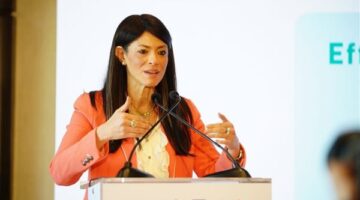 المشاط: ضخ 154 مليون دولار في المرحلة الأولى من برنامج تمويل الاقتصاد الأخضر