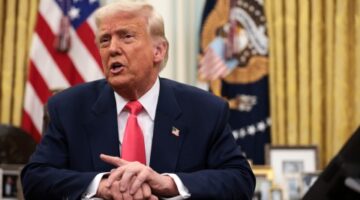 المحكمة العليا الأمريكية توقف خطة ترامب لترحيل مهاجرين فنزويليين