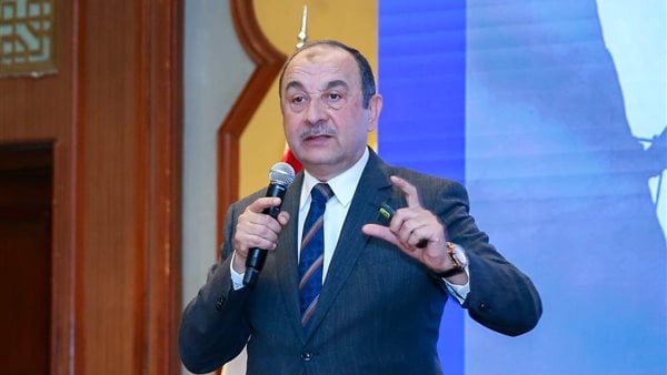 وزير قطاع الأعمال: نعمل برؤية متكاملة لتعظيم العوائد وتعزيز التنافسية وتطوير وتحسين أداء الشركات وزير قطاع الأعمال: نعمل برؤية متكاملة لتعظيم العوائد وتعزيز التنافسية وتطوير وتحسين أداء الشركات