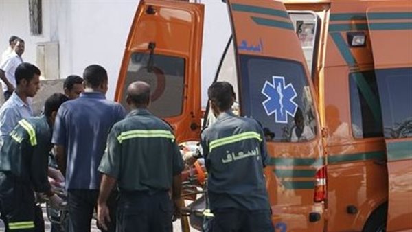 إصابة 24 شخصًا إثر تصادم سيارتين في المنيا | بث مباشر إصابة 24 شخصًا إثر تصادم سيارتين في المنيا | بث مباشر