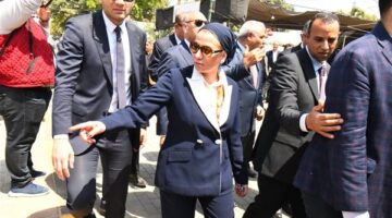 وزيرة البيئة: معرض زهور الربيع يروج لفكرة العودة للطبيعة