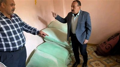 ضبط 2 طن و 300 كيلو دقيق بلدي مدعم قبل بيعه بالسوق السوداء بالشرقية ضبط 2 طن و 300 كيلو دقيق بلدي مدعم قبل بيعه بالسوق السوداء بالشرقية