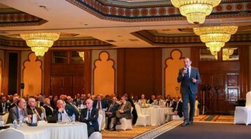 وزير قطاع الأعمال العام: نعمل برؤية متكاملة لتعظيم العوائد وتعزيز التنافسية