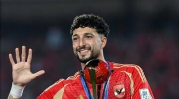 ضربة موجعة للأهلي| وسام أبو علي خارج مواجهة صن داونز بسبب الإصابة