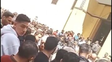 سقط من السفينة.. تشييع جثمان الربان مصطفى الميقاتي كبير مرشدي قناة السويس بمسقط رأسه بالبحيرة