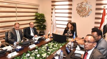 التخطيط تستقبل وفدًا من مجلس وزراء جمهورية الصومال الفيدرالية