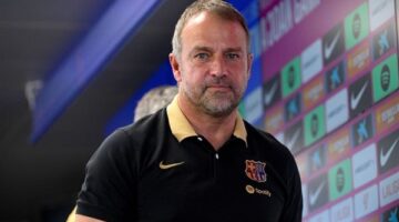 برشلونة يدعم هانز فليك ويهاجم المسابقات الإسبانية
