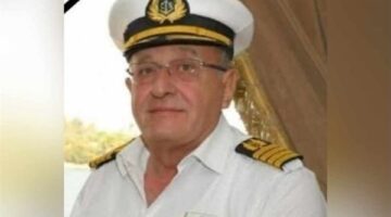 سقط من السفينة.. تشييع جثمان الربان مصطفى الميقاتي كبير مرشدي قناة السويس بمسقط رأسه بالبحيرة | بث مباشر