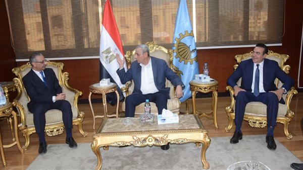 محافظ الغربية يؤكد استمرار العمل لتطوير المنظومة التموينية محافظ الغربية يؤكد استمرار العمل لتطوير المنظومة التموينية